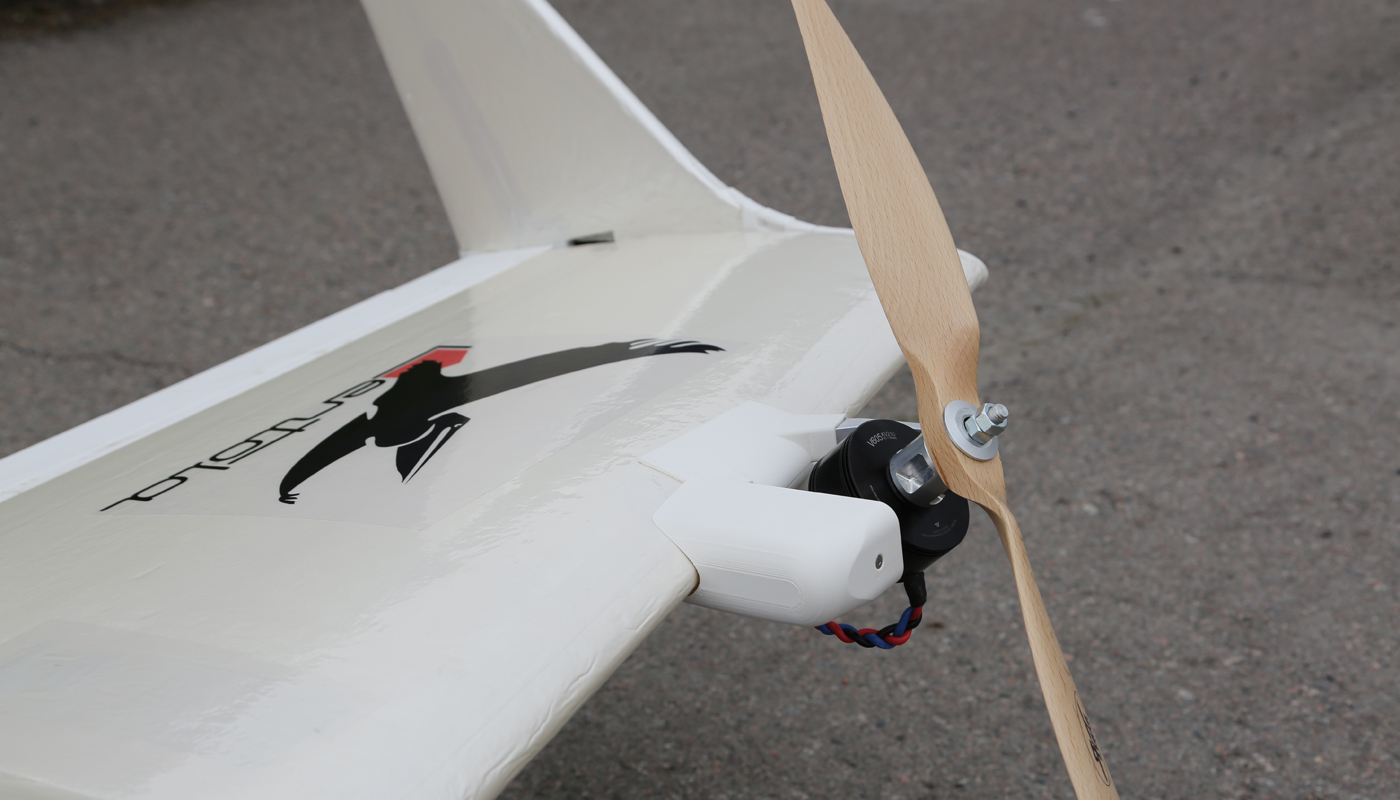Lentola VTOL Cargo kuljetusdroonin patentoitu potkurinkääntömekanismi.
